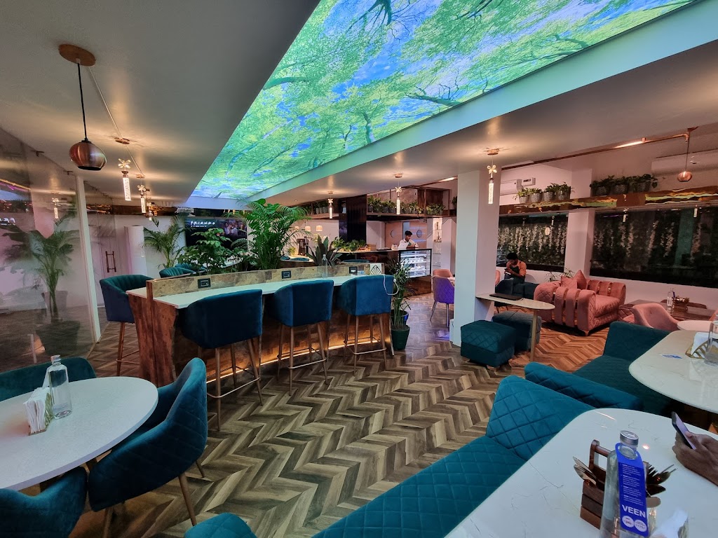 Dikson Restro & Bar at Hotel Shikha Jaipur