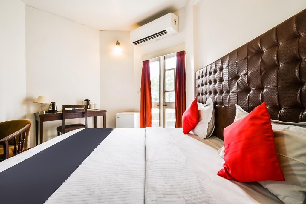 Super Deluxe room features Super Deluxe room features
