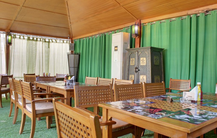 100% Restaurant 100% Restaurant